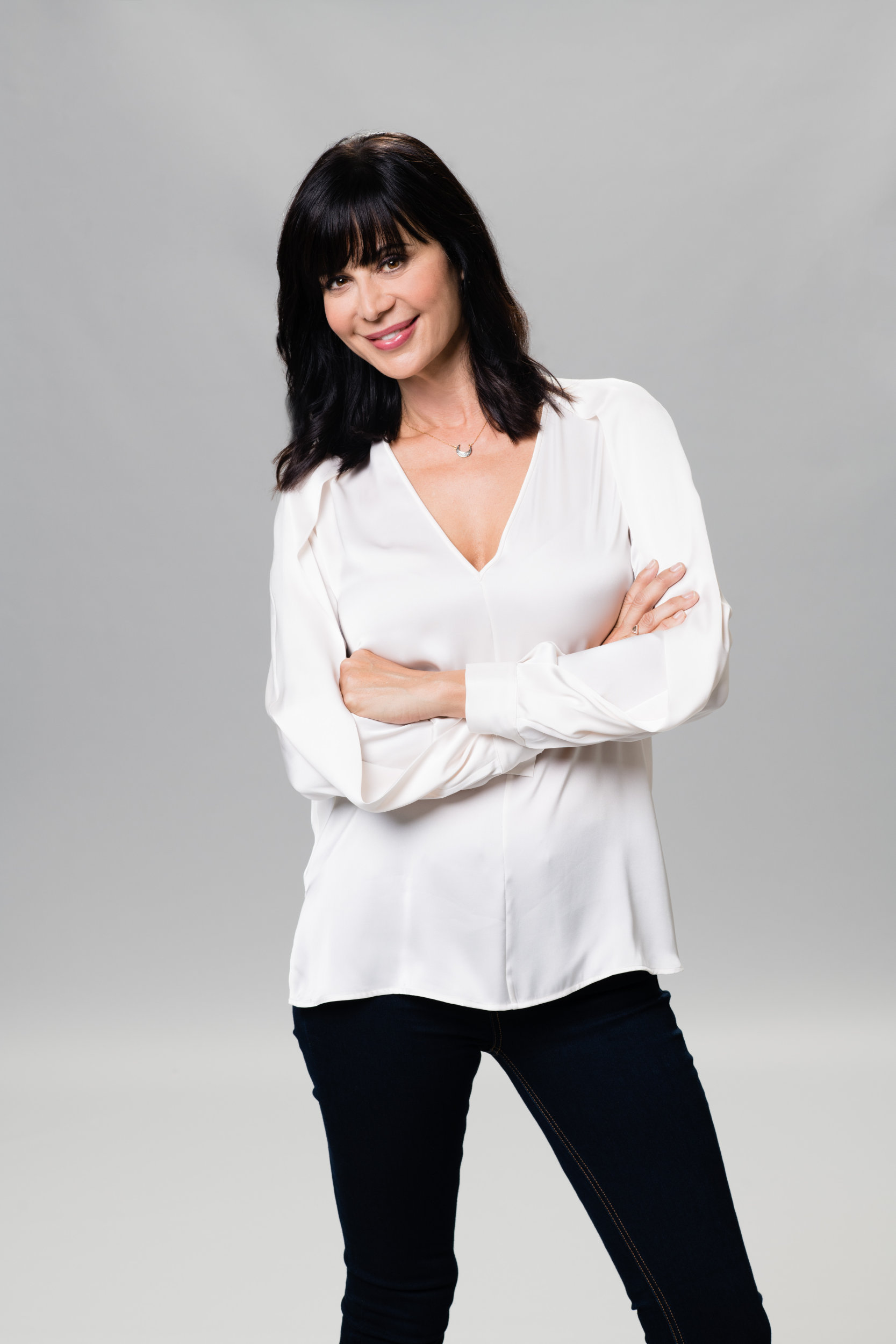 Uncover The Shocking Transformation Of Catherine Bell From Jag To Witch Hunter - wil3pt0